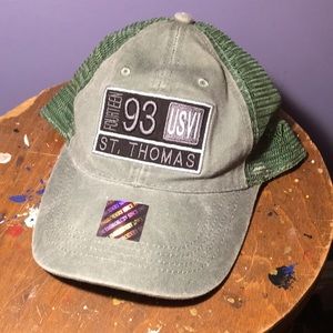 NWT St. Thomas USVI SnapBack hat 6 panel mesh back cap faded forest green